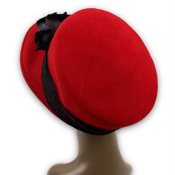 1960's BOLLMAN HAT Co. via KOKIN red wool black rose and lace cap - Picture 10 of 16